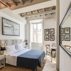 The Bluehostel Rome
